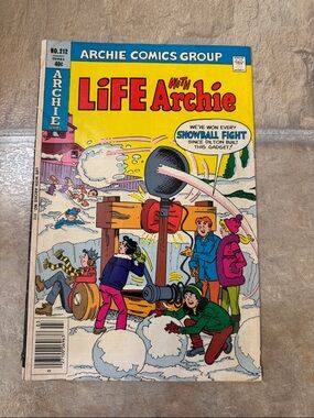 Archie Comics - March 1980 Life with Archie Comic Book #212 - Bundle 3/$10
